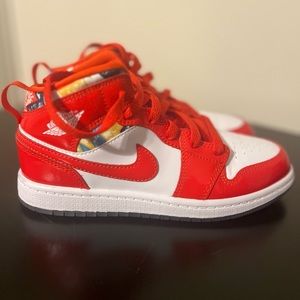 Jordan Retro 1 Mid Barcelona Kids - patent orange & white, sz 2.5Y